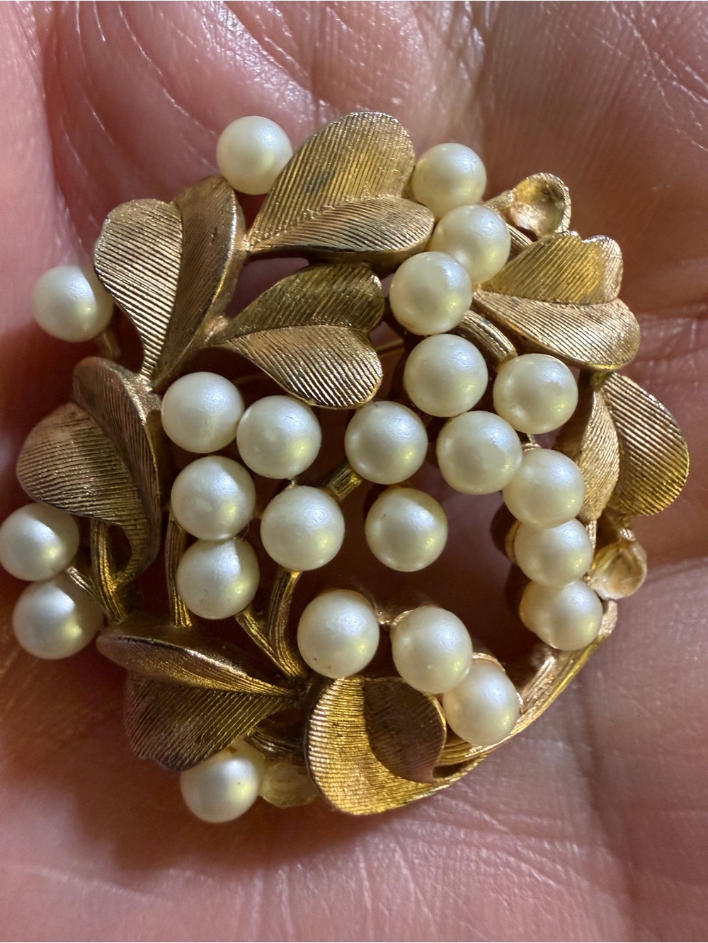 Vintage Trifari Gold Tone Faux Pearl Floral Brooch Pin Signed AS IS